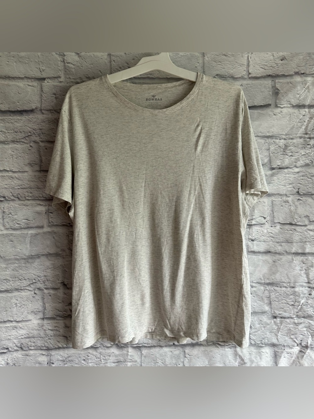 PREOWNED BOMBAS MENS SHORT SLEEVE GREY CREW NECK TSHIRT XL
